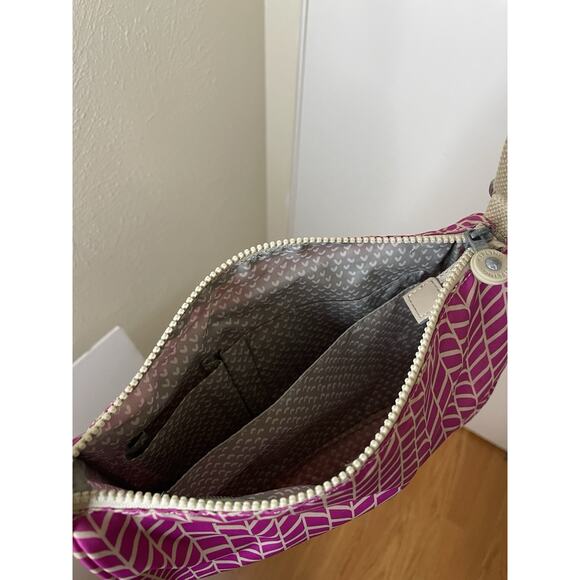 Kipling Purple fuchsia Callie crossbody chevron stripes zip bag with keychain - Picture 7 of 8